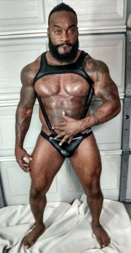 曲線美の女の子オンリーファンズ 美しい 写真