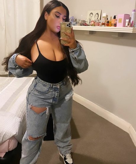 Maria Luisa ヌードスター ギャラリー