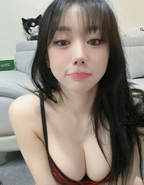 duswn8243 かわいいポルノスター 写真