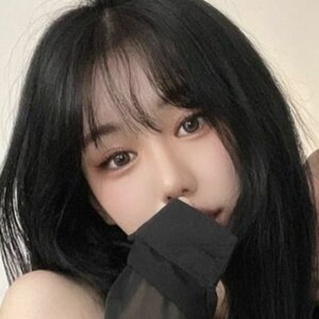 duswn8243 独占女優 写真