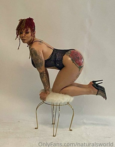 Naturalsworld ヌードのポルノスター ギャラリー