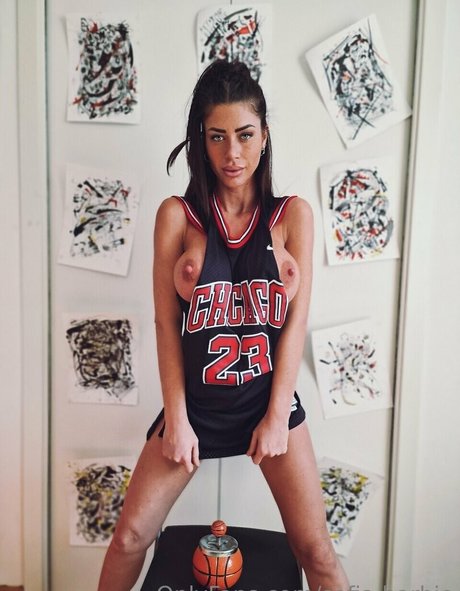 Sofia Barbieri ポルノスター セックス 画像