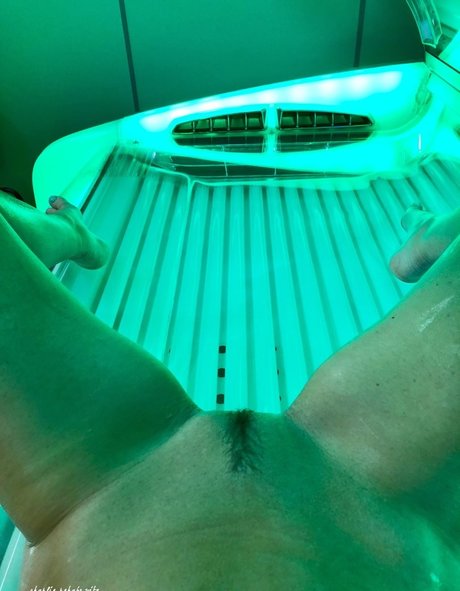 ヘンタイオンリーファンズ ホットセクシー 写真