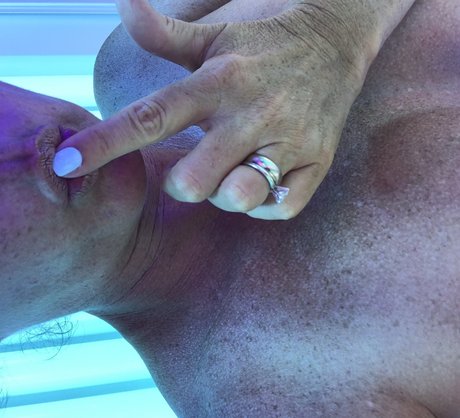 Itsmekelli スター 裸 画像