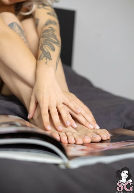 ゲイアナル舐めオンリーファンズ アートヌード 写真