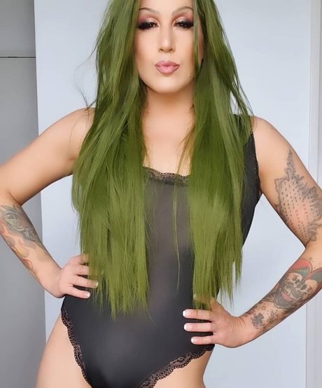 Brooke Spearz ポルノスター ヌード 写真