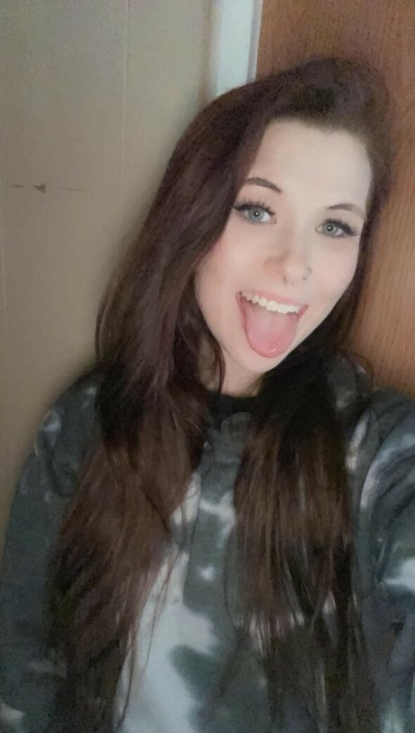 ヌード自撮りオンリーファンズ ポルノ アーカイブ