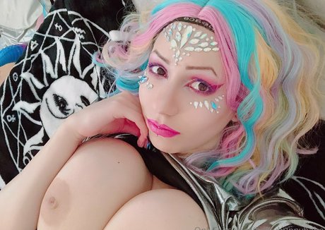 bustybunnybabe Bilder