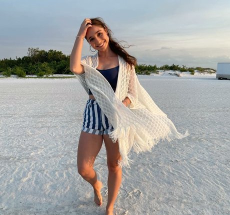 Felicia Hofner トップモデル 写真