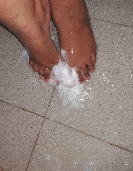 ドミナトリックスオンリーファンズ ホット裸 写真