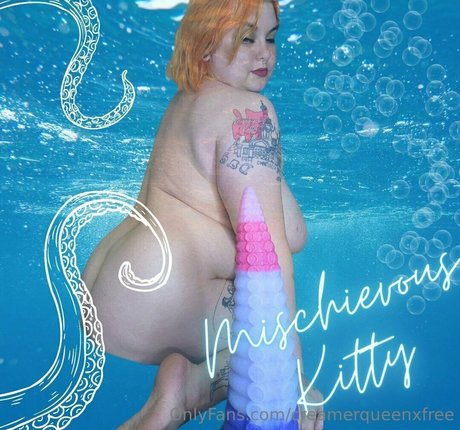 creamerqueenxfree ポルノモデル 写真