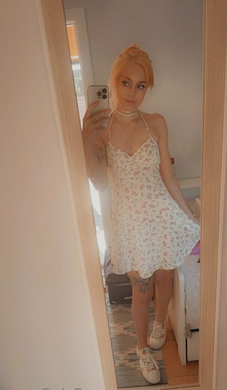 ブッシュ・オンリーファンズ ホットxxx 写真