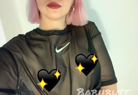 babiibuttfree セクシーなスター 画像