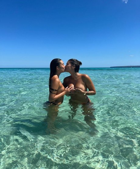 Mar Morales Ochoa ヌードスター 写真