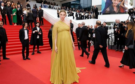 黒人ママオンリーファンズ 裸 写真