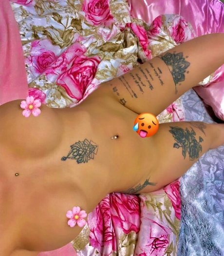 Kimiexox ヌード女優 写真