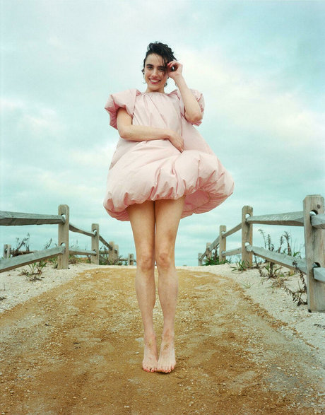 Margaret Qualley 裸モデル 画像