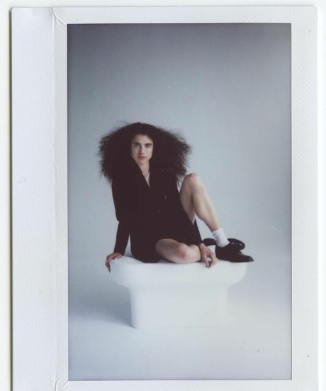 Margaret Qualley エロティックなポルノスター 画像