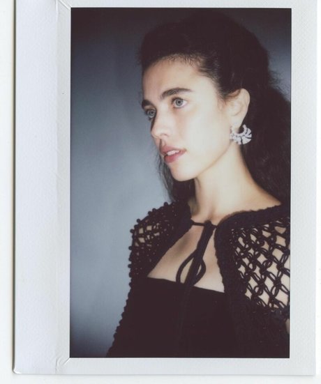 Margaret Qualley ポルノ女優 ギャラリー