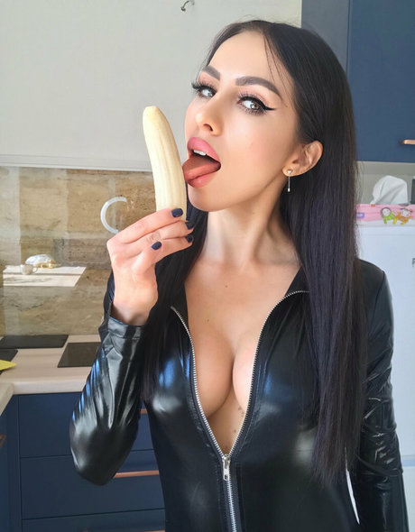 セクシーなオンリーファンズ ホットヌード 写真