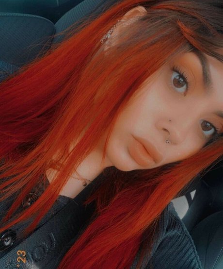 emilyelixer セックススター 画像