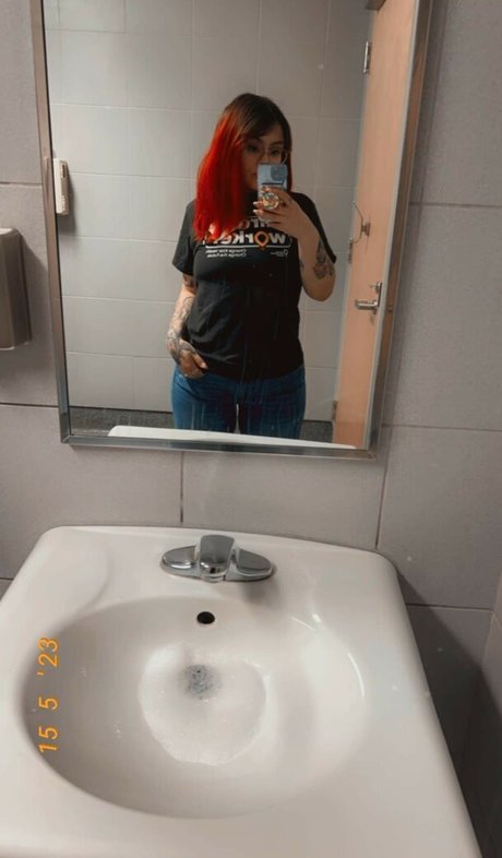 emilyelixer トップスター 写真