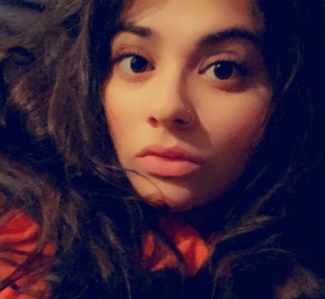 emilyelixer 裸のポルノスター 画像