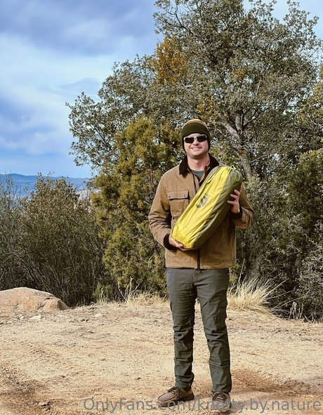 熟女オンリーファンズ 無料 写真