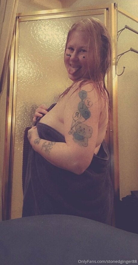 stonedginger88 ヌード女優 写真