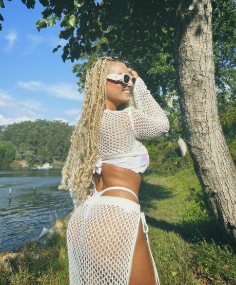 Helena Cardoso ポルノスター アーカイブ