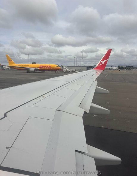 zuzutravels 裸モデル 写真