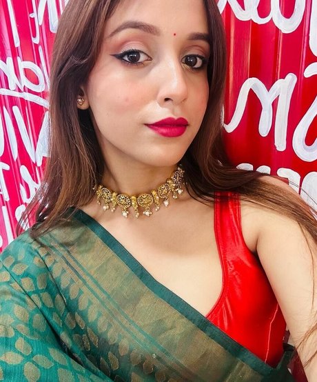 ホットなシーメールオンリーファンズ ホットセックス 画像