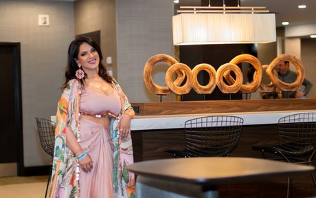 Minakshie Sethii アートスター 写真