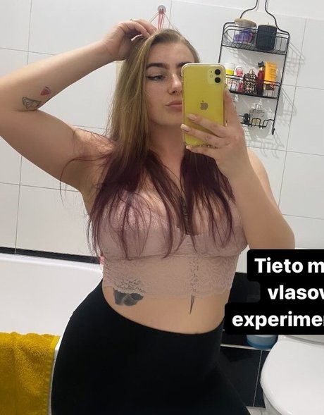 Blondinbelka 高品質モデル 画像