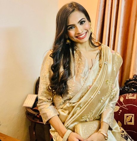 Umme Zamilatun Naima ホットなスター ギャラリー