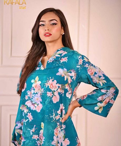 Umme Zamilatun Naima 完璧なポルノスター 写真