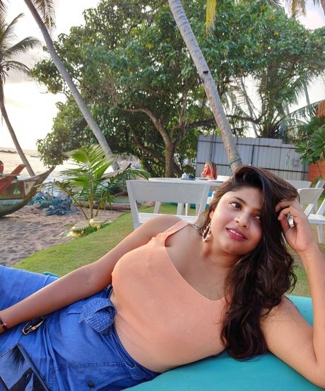 Tassels and Trails 完璧なスター アーカイブ