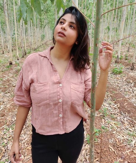 Tassels and Trails ヌードモデル 写真