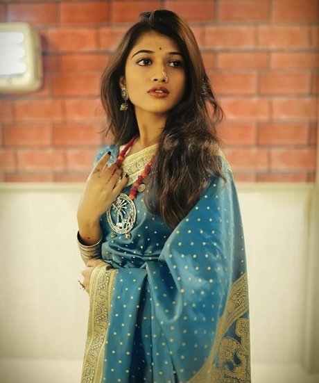 Ridhima Bisht アダルトモデル ギャラリー