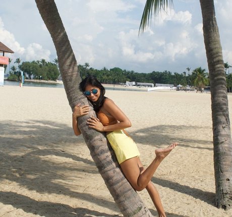 Shivani アートモデル 画像