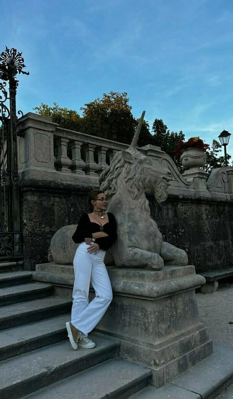 abby roseee 限定スター 写真