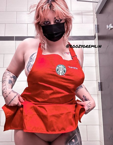 アナル舐めオンリーファンズ 美しい裸 画像