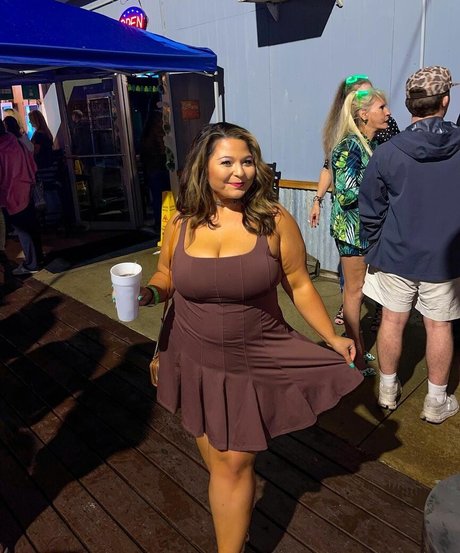 Brittney Lynn Vozar エロティックモデル ギャラリー