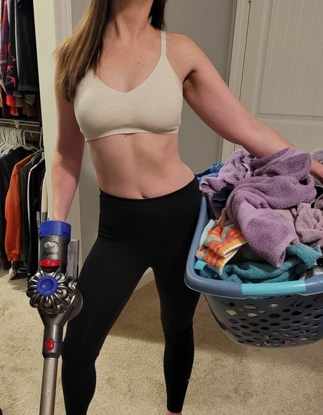 Timidlilygirl 美しいモデル 画像