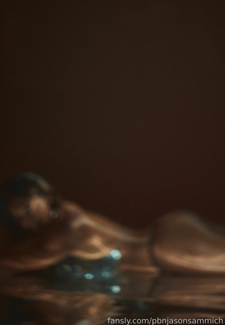 巨乳ブルネットオンリーファンズ HD 写真