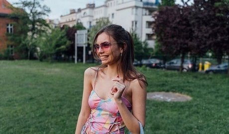 emilycutee 最高のモデル ギャラリー