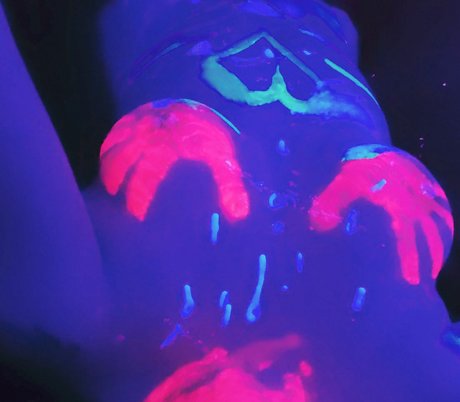 BlueHuneyDew セックスモデル 画像