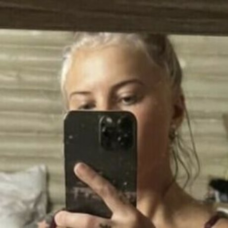 Katie Noel xxxポルノスター 写真