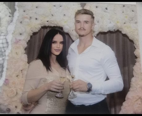 Denisa R Maria 独占ポルノスター 画像