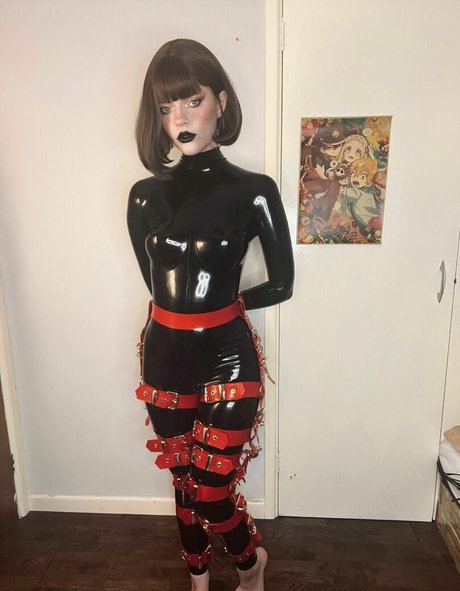 英国のティーンオンリーファン アダルト 写真